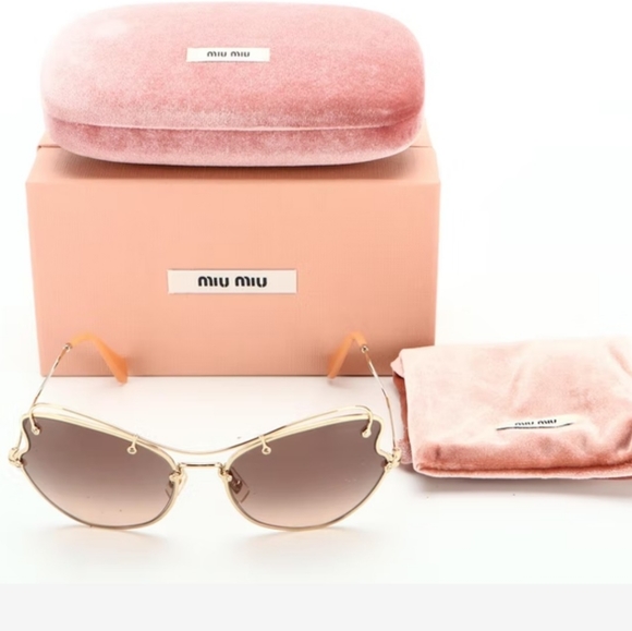 Miu Miu Accessories - Sunglasses